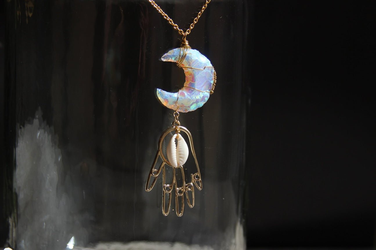 From the Sea to Your Wrist: Handmade Seashell Jewelry