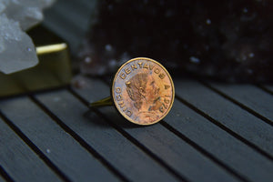 1976 Queen Victoria Coin Ring - We Love Brass