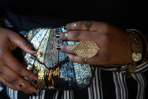 Ari Leaf Ring - Golden Treasure Box
