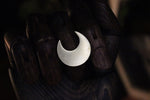 Cargar imagen en el visor de la galería, Deep Crescent Brass Moon Ring - Golden Treasure Box
