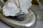 Cargar imagen en el visor de la galería, Geometric Labradorite Crystal Bottle Necklace Set - We Love Brass

