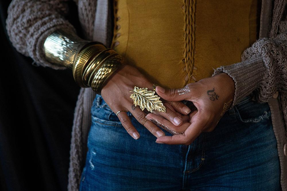 Giant Golden Leaf Ring - Golden Treasure Box
