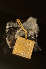 Cargar imagen en el visor de la galería, High Sitting Vintage Pharaonic Necklace - Brass - We Love Brass
