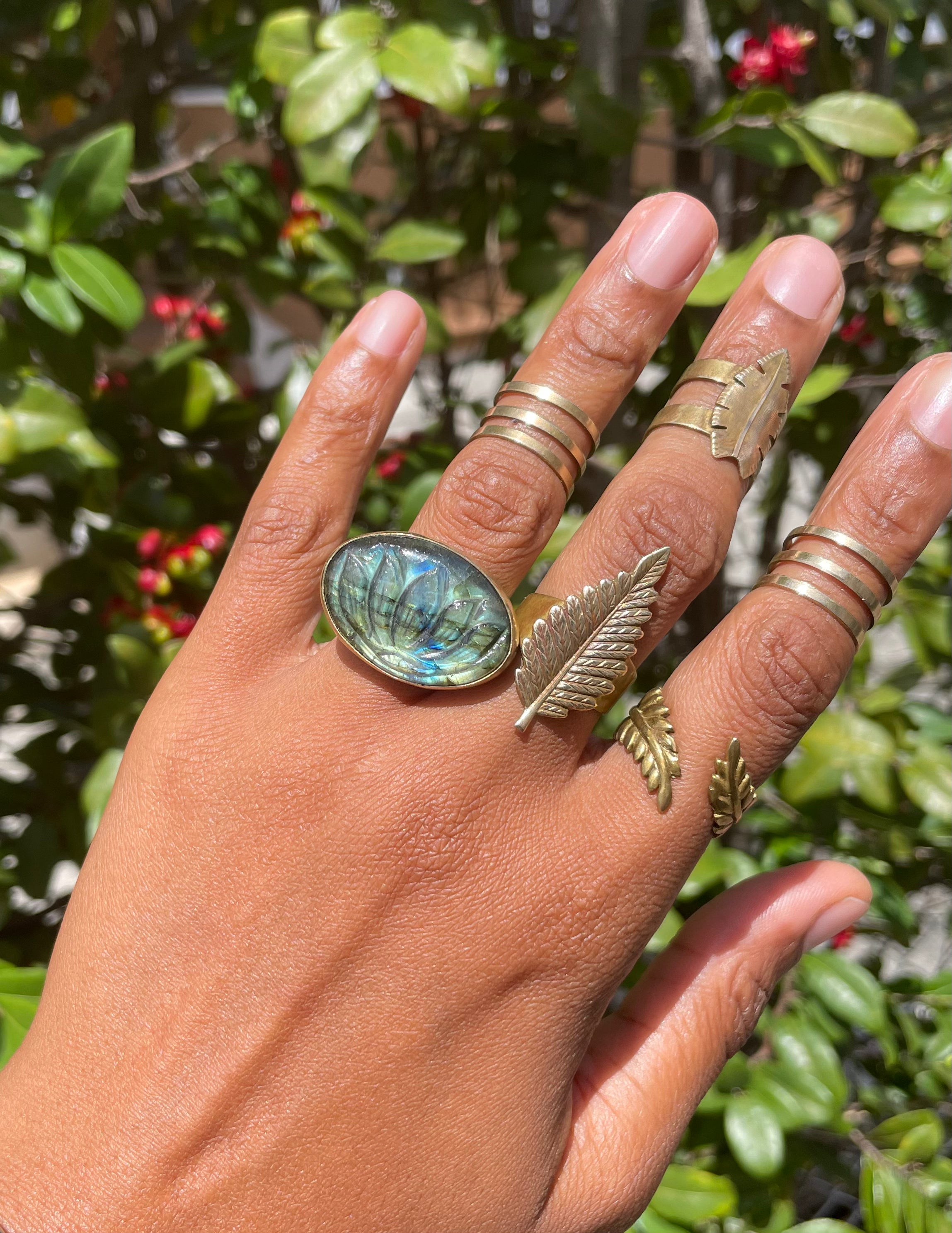Lotus - Handmade Labradorite Crystal Ring