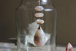 Cargar imagen en el visor de la galería, Iris Cherry Blossom Agate Brass Necklace - We Love Brass
