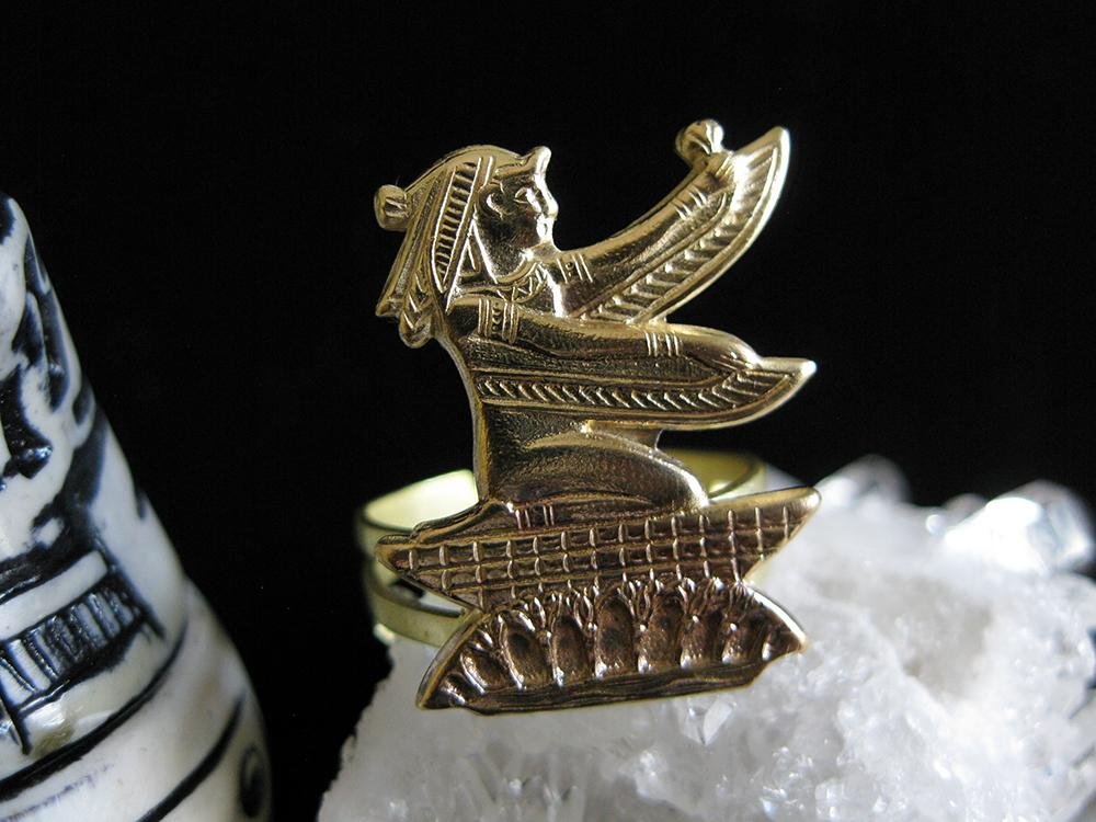 Isis and the Blue Lotus Ring - Golden Treasure Box