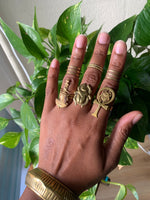Cargar imagen en el visor de la galería, Khepri Hieroglyph Scarab Brass Ring - We Love Brass

