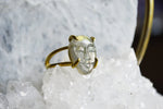 Cargar imagen en el visor de la galería, Labradorite Crystal Brass Cameo Ring - We Love Brass
