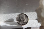 Cargar imagen en el visor de la galería, Large Silver Coin Ring - We Love Brass
