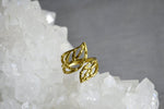 Cargar imagen en el visor de la galería, Mini Midi Leaf Brass Ring - We Love Brass
