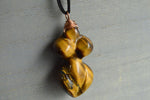 Cargar imagen en el visor de la galería, Minimalist - Tiger&#39;s Eye Goddess Necklace - We Love Brass
