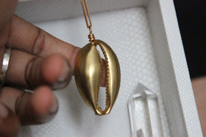 Ouro - Large Cowrie Shell Brass Necklace - We Love Brass