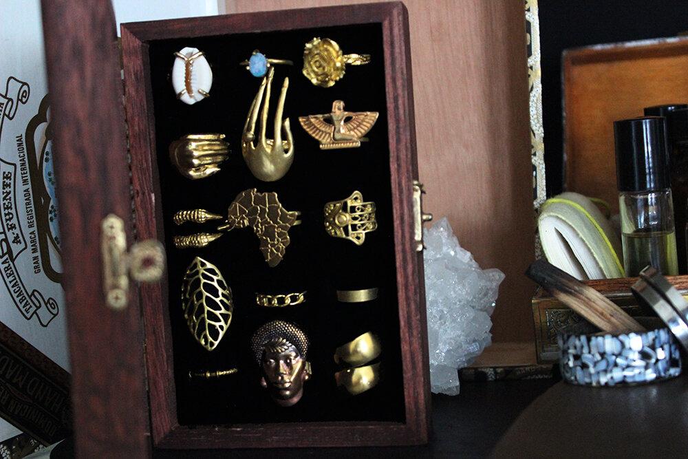 Ring Box 1 - Golden Treasure Box