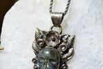Cargar imagen en el visor de la galería, Seer Skull Seekers Necklaces - We Love Brass
