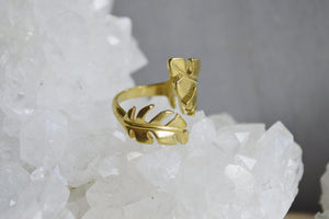 So Vine Brass Leaf Ring - We Love Brass