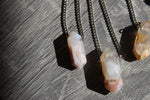 Cargar imagen en el visor de la galería, Solitaire Blossom Silver Necklaces - We Love Brass
