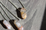 Cargar imagen en el visor de la galería, Solitaire Blossom Silver Necklaces - We Love Brass
