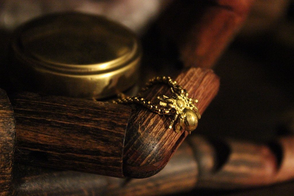 Spidey Senses are Familiar - Golden Treasure Box