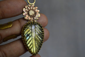 Sunshowers - Sunflower Labradorite Necklace - We Love Brass