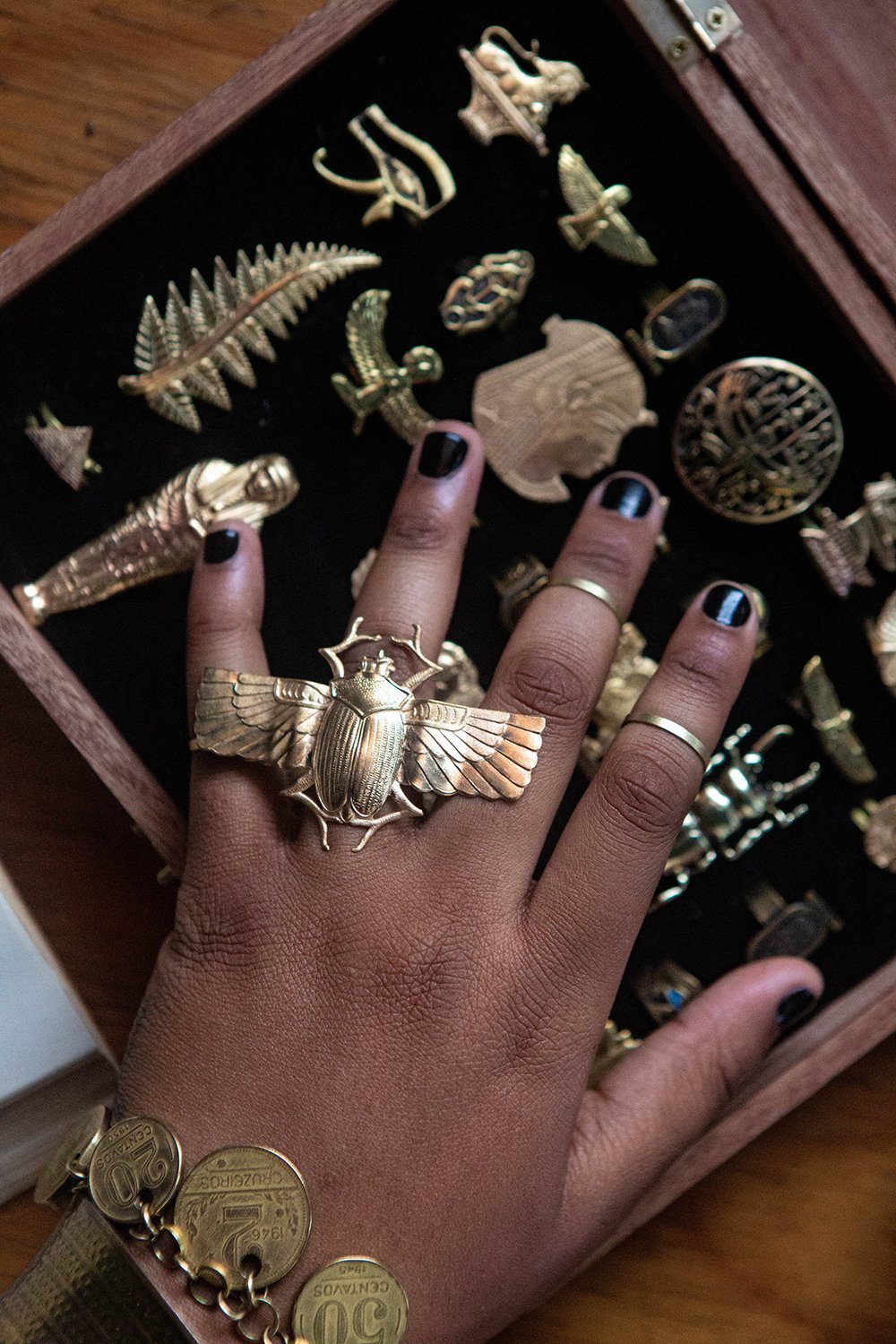 The Isis Ring - Golden Treasure Box
