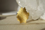 Cargar imagen en el visor de la galería, Tropical Leaf Brass Ring - We Love Brass
