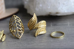 Load image into Gallery viewer, Vines Brass Rings Jewelry Set - We Love Brass
