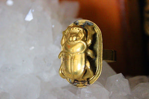 Vintage Egyptian 3D Khepri Scarab Ring - Golden Treasure Box
