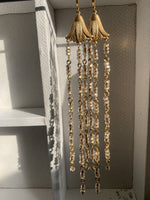 Cargar imagen en el visor de la galería, Vintage Egyptian Lotus Seed Beads Earrings - We Love Brass

