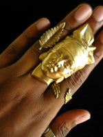 Load image into Gallery viewer, Vintage Market Woman Ring - Golden Treasure Box
