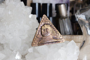 Vintage Sphinx Brass Ring - Golden Treasure Box