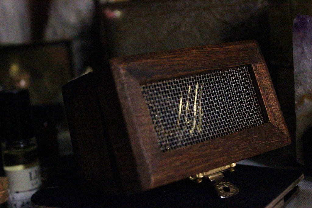 Wizardry Treasure Box - Golden Treasure Box